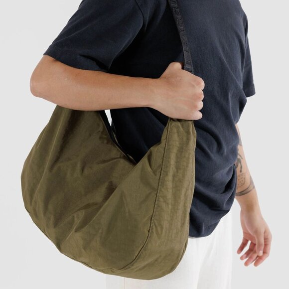 NWT Baggu Large Nylon Crescent Bag - Seaweed - Picture 4 of 5